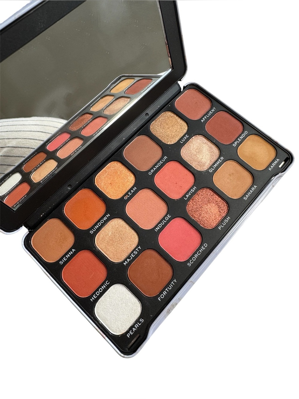 Makeup Revolution Forever Flawless Eyeshadow